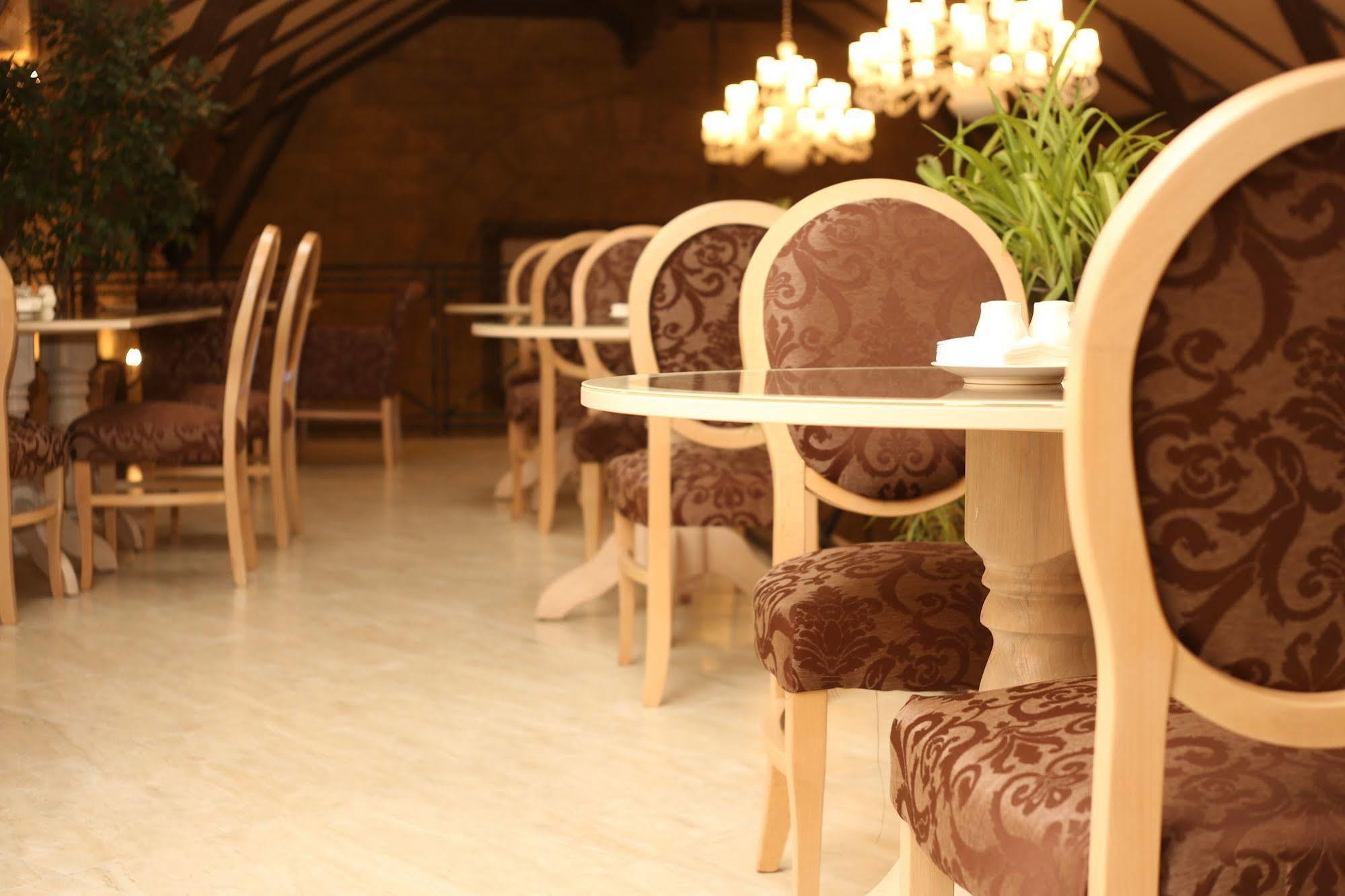 Vintage Hotel Odessa Ngoại thất bức ảnh