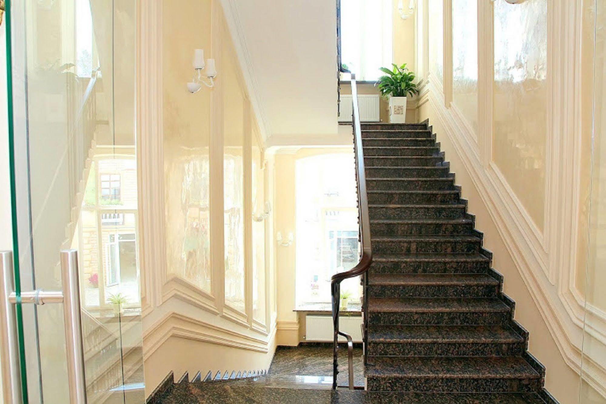 Vintage Hotel Odessa Ngoại thất bức ảnh